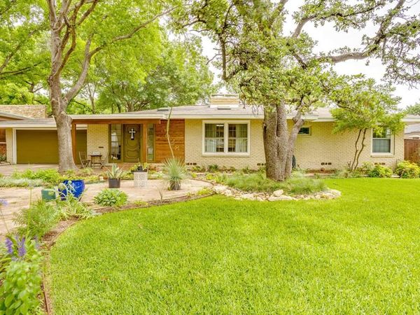 3628 Manderly Place, Fort Worth, TX 76109