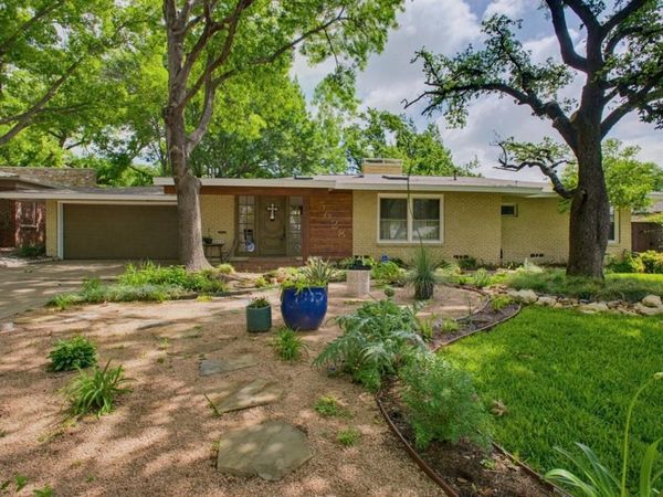 3628 Manderly Place, Fort Worth, TX 76109