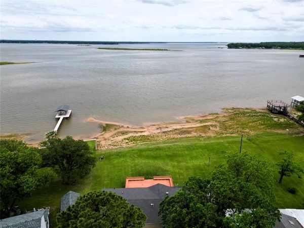 204 Causeway Cove, Seven Points, TX 75143