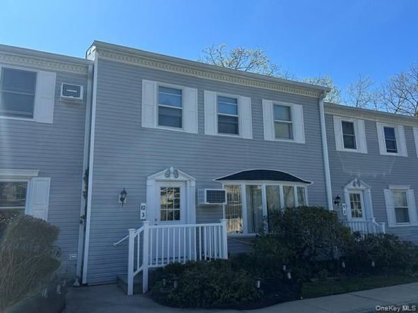 43 Brushy Neck Lane, Unit 10, Westhampton, NY 11977