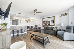 215 77th Ave. N  photo 4