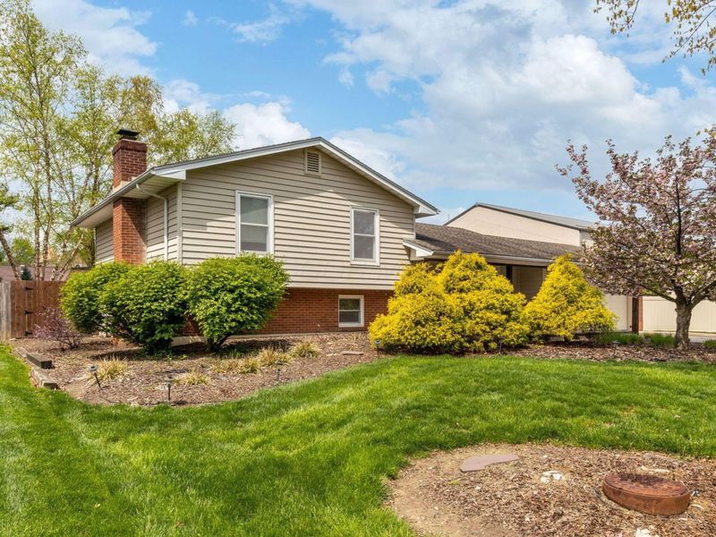 6847 Mcvey Boulevard, Columbus, OH 43235 Photo 2