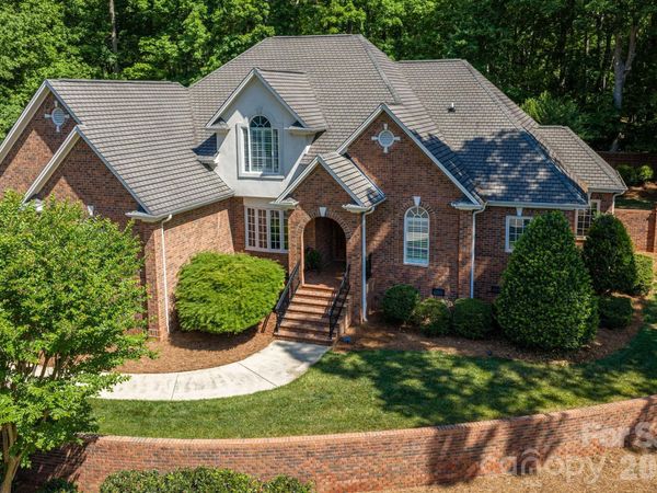 110 Elizabeth Court, Mount Holly, NC 28120