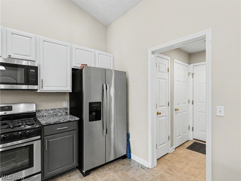 38122 Rocky Run Court, North Ridgeville, OH 44039 Photo 12