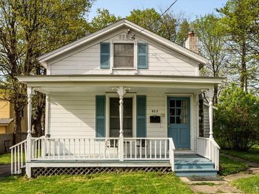 603 Clinton St , Fayetteville, NY 13066