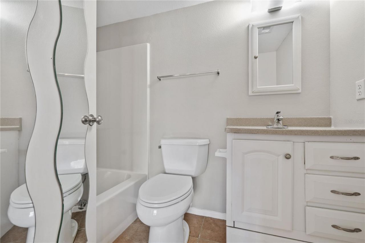 14468 Reuter Strasse Circle, Unit 508, Tampa, FL 33613 Photo