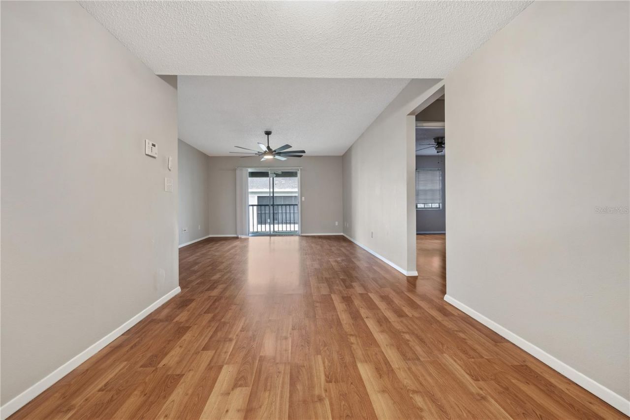 14468 Reuter Strasse Circle, Unit 508, Tampa, FL 33613 Photo