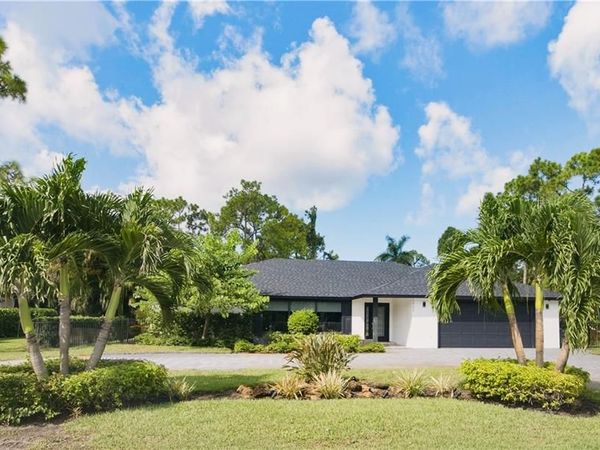 1902 Princess CT, NAPLES, FL 34110