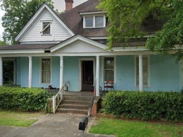 419 CHURCH Street NE, Dawson, GA 39842