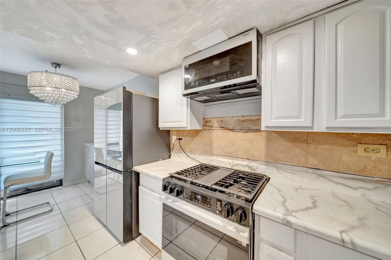 3033 W Missionwood Ln , Unit C-II, Miramar, FL 33025 Photo