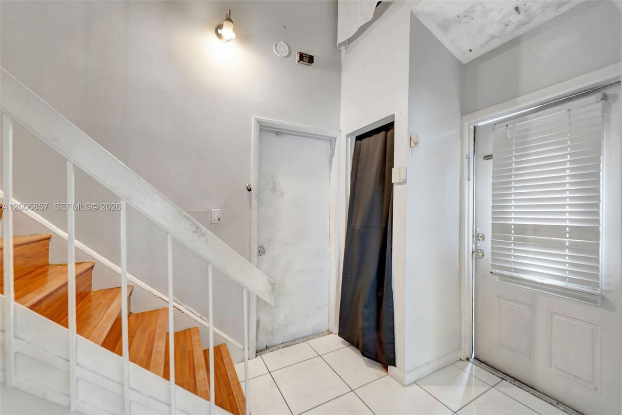 3033 W Missionwood Ln , Unit C-II, Miramar, FL 33025 Photo