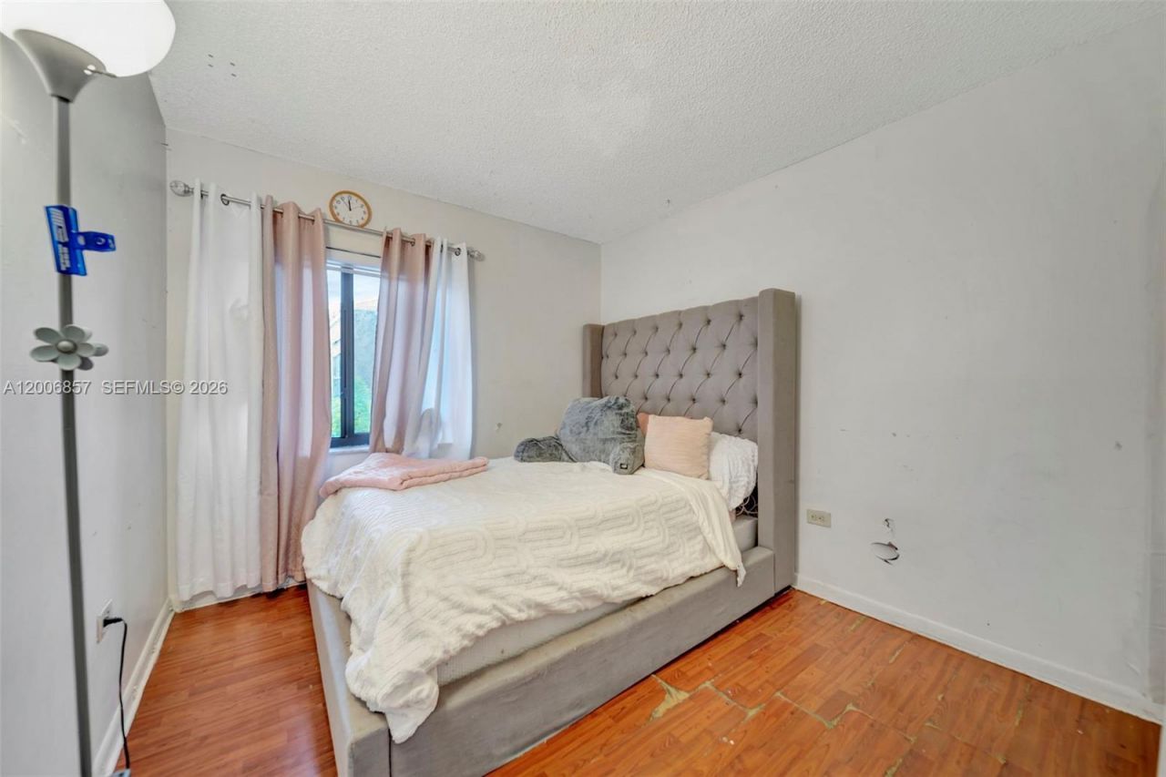 3033 W Missionwood Ln , Unit C-II, Miramar, FL 33025 Photo