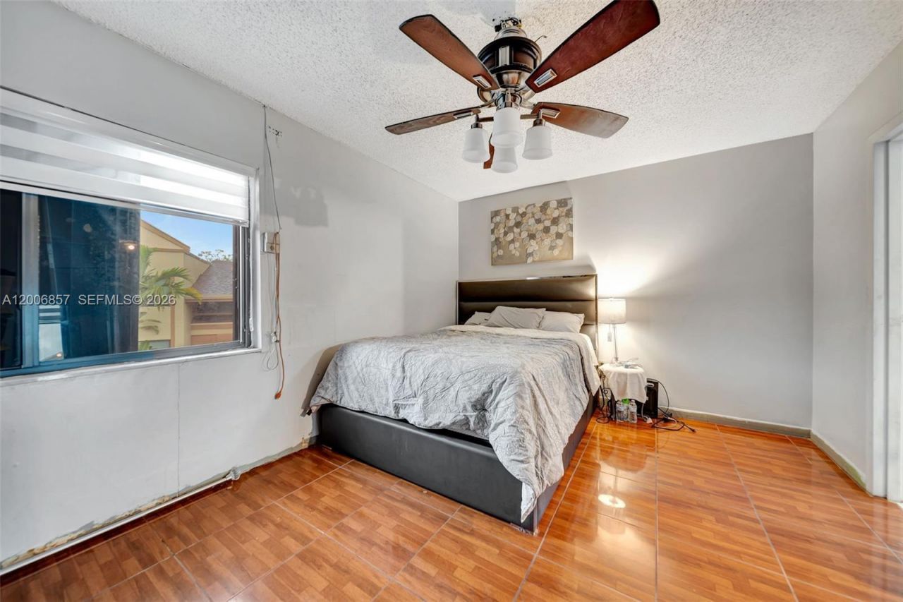 3033 W Missionwood Ln , Unit C-II, Miramar, FL 33025 Photo