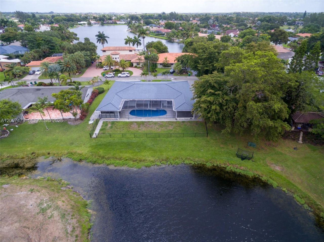 19150 S Saint Andrews Dr, Hialeah, FL 33015 Photo