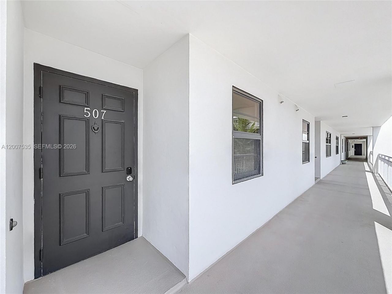 3100 NE 48th St, Unit 507, Fort Lauderdale, FL 33308 Photo