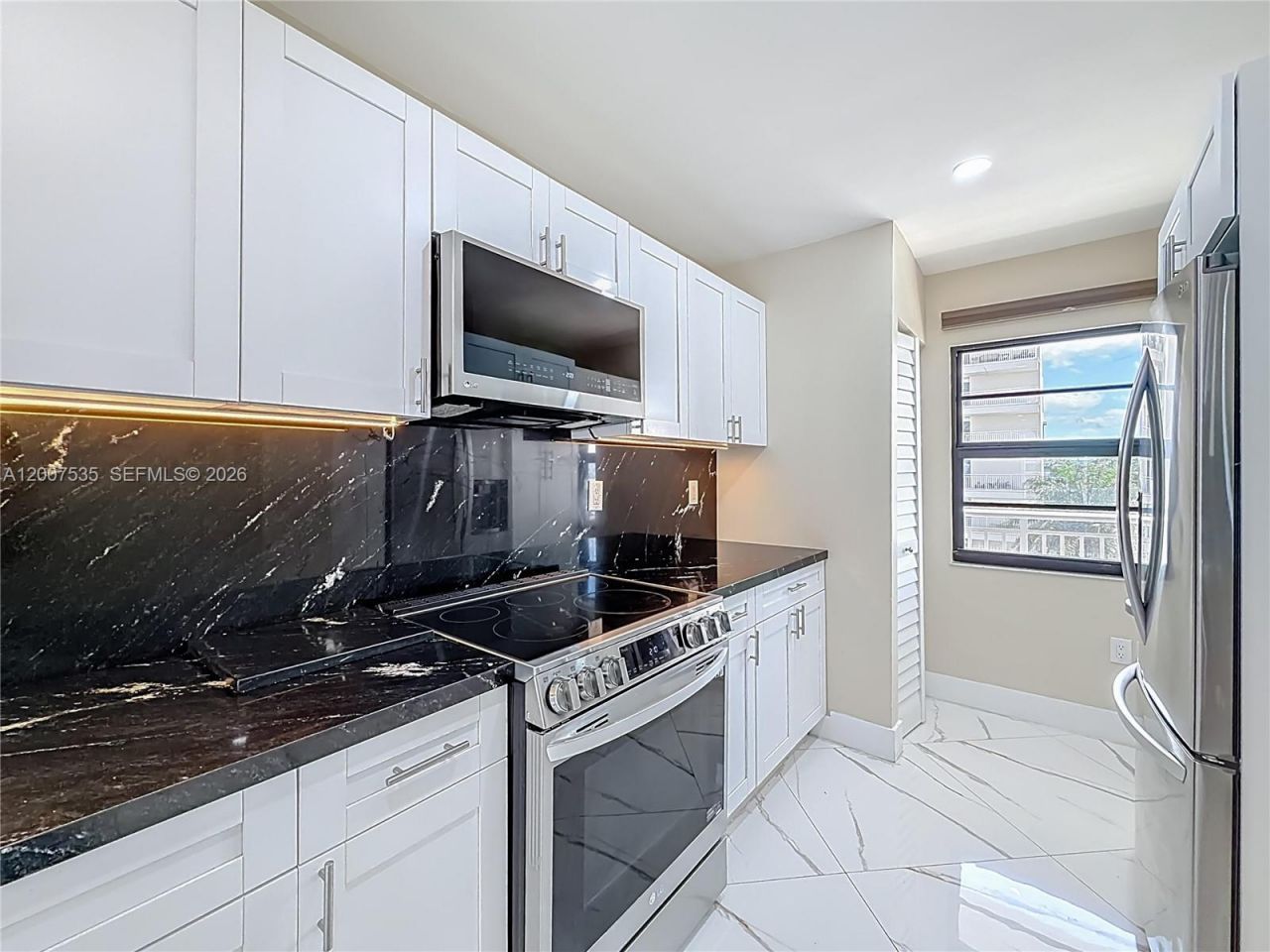 3100 NE 48th St, Unit 507, Fort Lauderdale, FL 33308 Photo