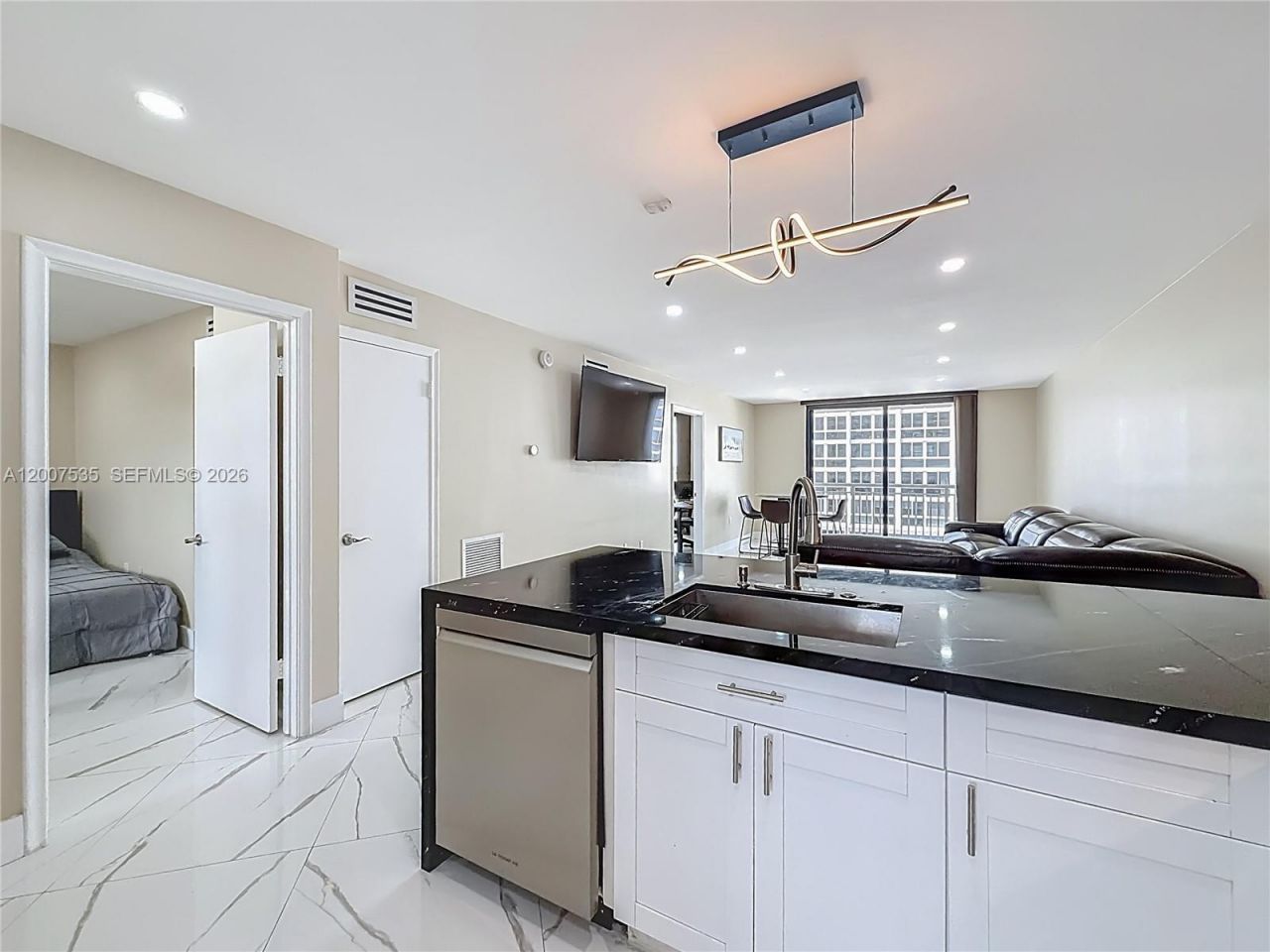 3100 NE 48th St, Unit 507, Fort Lauderdale, FL 33308 Photo