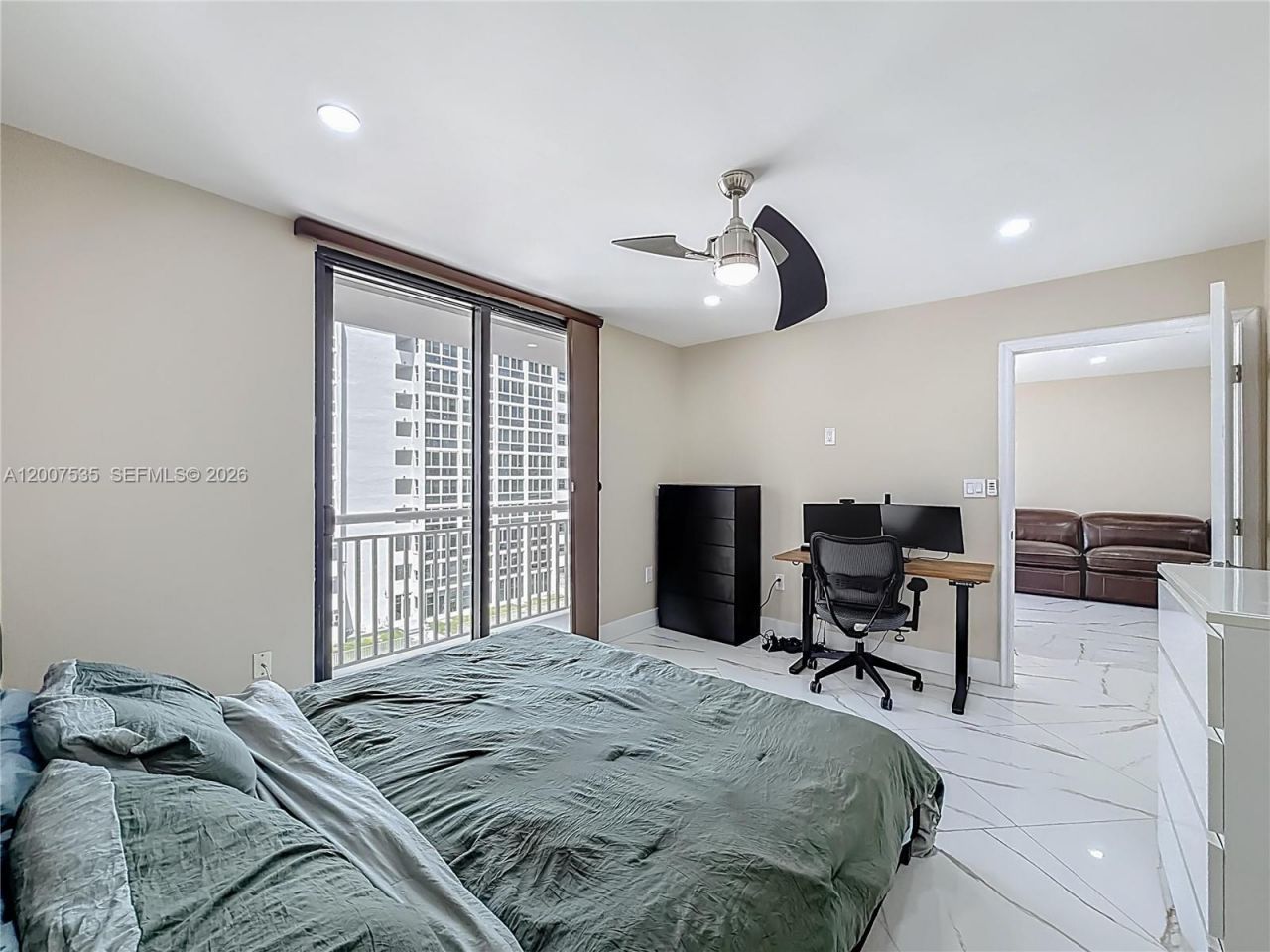 3100 NE 48th St, Unit 507, Fort Lauderdale, FL 33308 Photo
