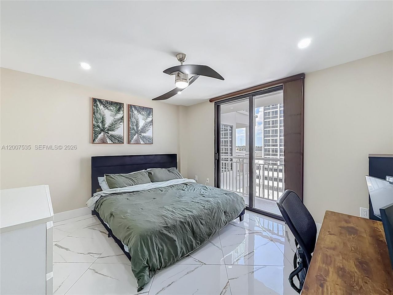 3100 NE 48th St, Unit 507, Fort Lauderdale, FL 33308 Photo