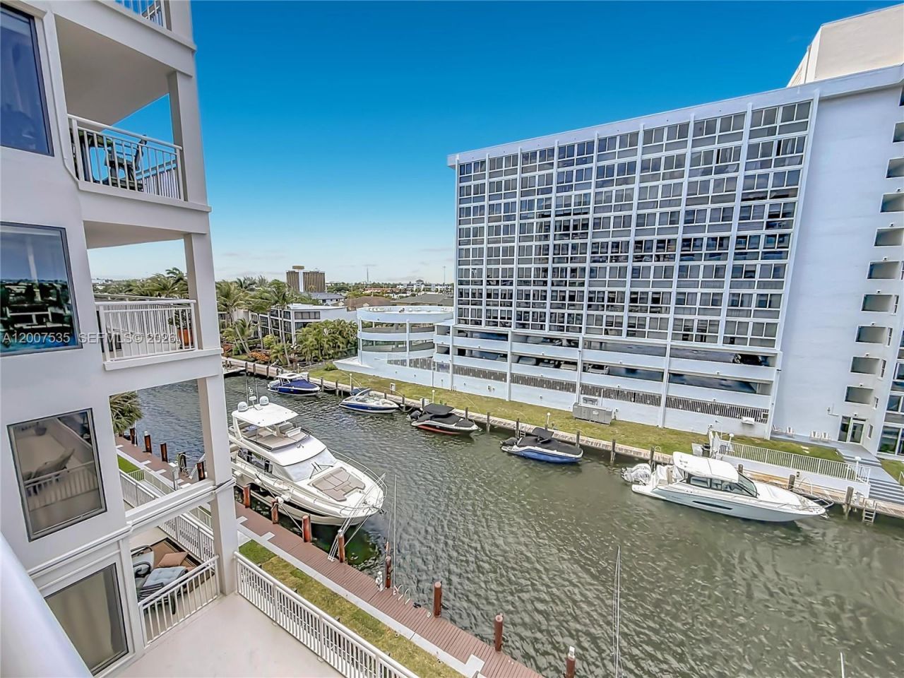 3100 NE 48th St, Unit 507, Fort Lauderdale, FL 33308 Photo
