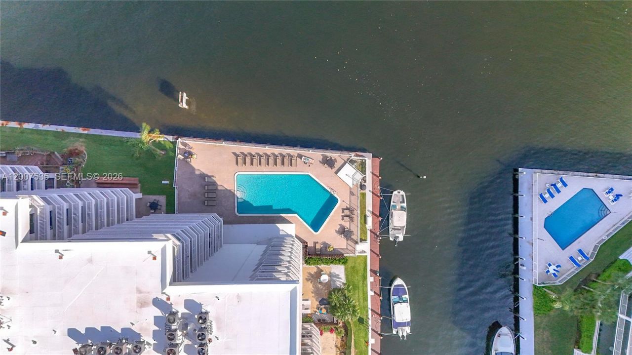 3100 NE 48th St, Unit 507, Fort Lauderdale, FL 33308 Photo