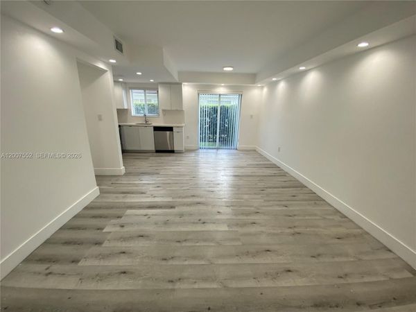 1328 NW 4th St, Unit G, Miami, FL 33125