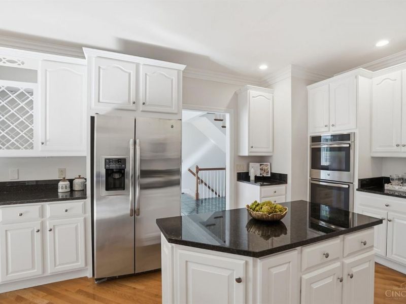 8527 St Ives Place, Anderson Twp, OH 45255 Photo 10