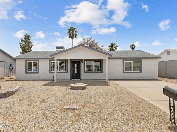 3915 E HILLERY Drive, Phoenix, AZ 85032