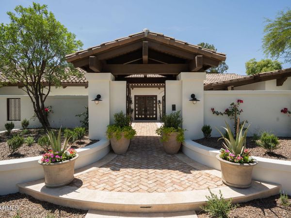 8306 N MERION Way, Paradise Valley, AZ 85253