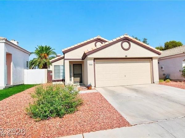 7050 Orange Grove Lane, Las Vegas, NV 89119