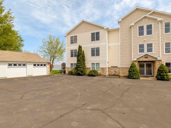 6005 E Harbor Road, Unit 2A, Marblehead, OH 43440