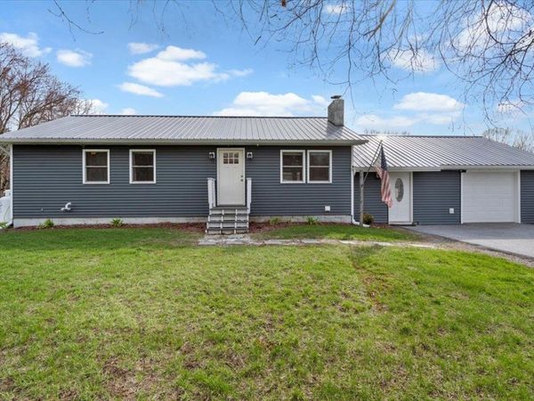 6 Cooper Road, Milton, VT 05468