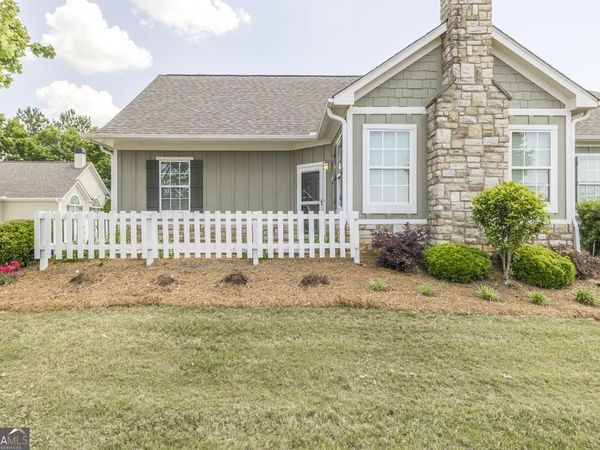 408 Nandina Court, Warner Robins, GA 31088