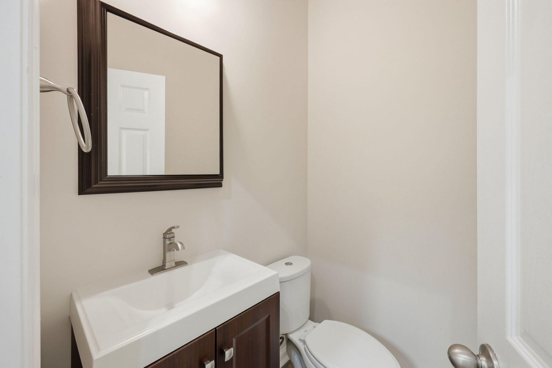 3559 Franklin Tower Drive Photo 14