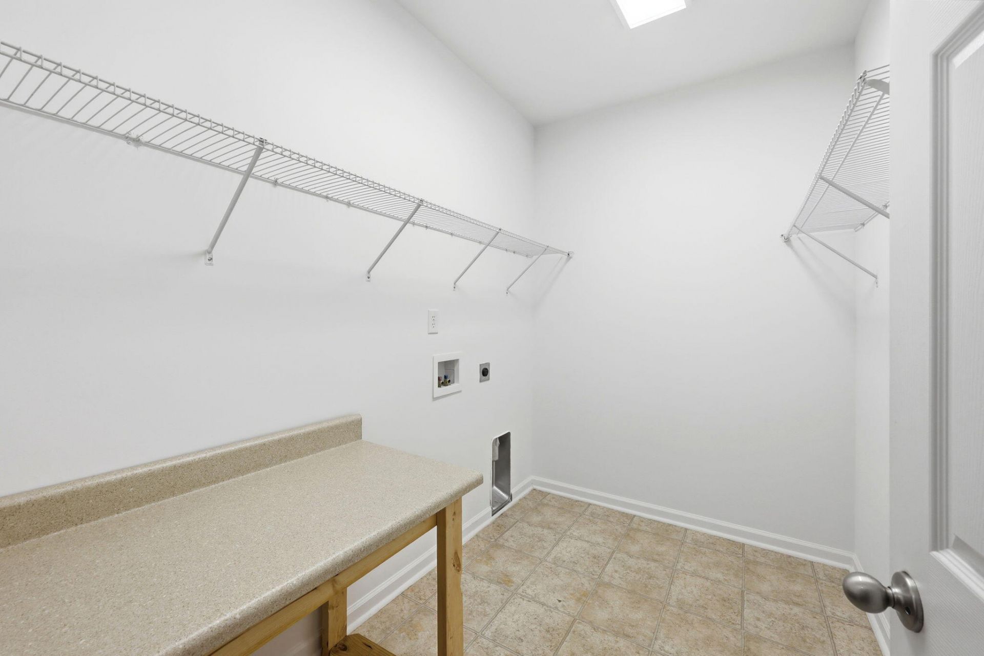 3559 Franklin Tower Drive Photo 15