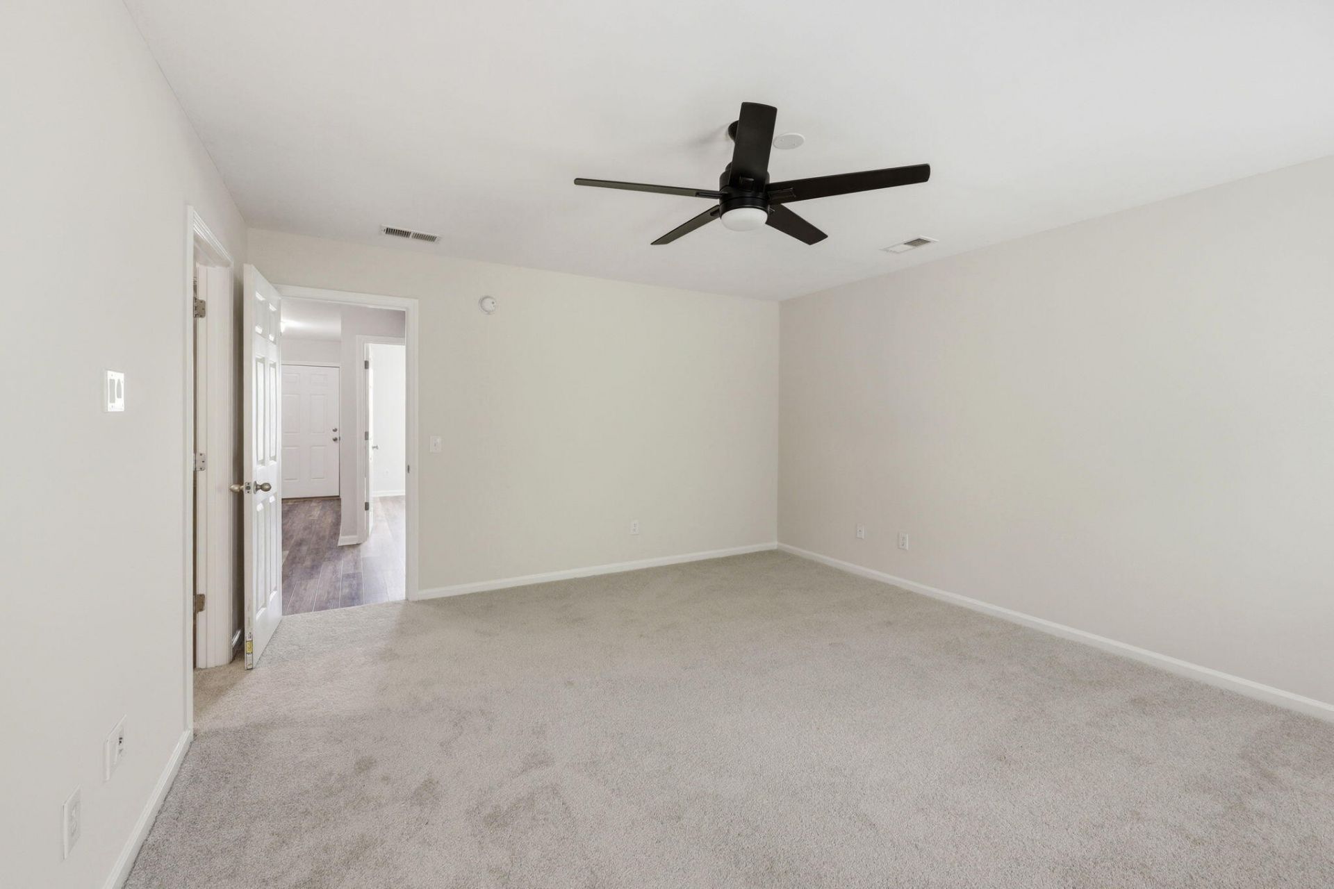 3559 Franklin Tower Drive Photo 17