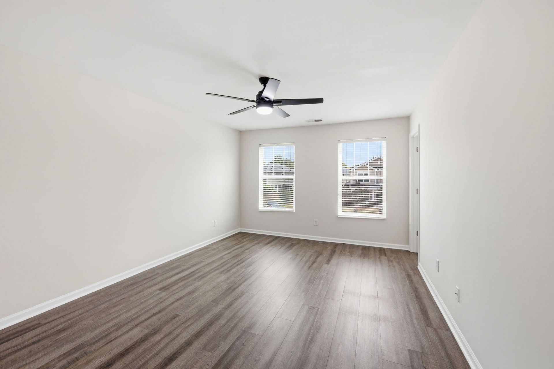 3559 Franklin Tower Drive Photo 28