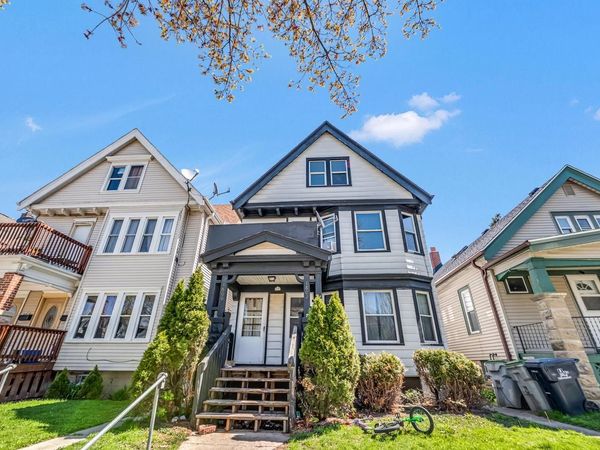 1800 S 29th STREET, Unit 1802, Milwaukee, WI 53215