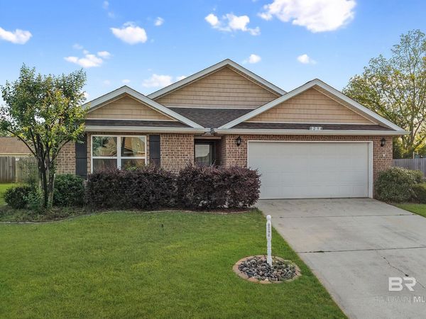 8294 Irwin Loop, Daphne, AL 36526