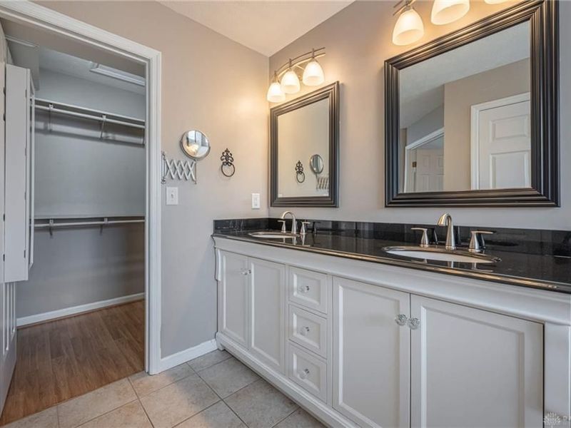 3913 E Summit Ridge Drive, Beavercreek, OH 45430 Photo 19