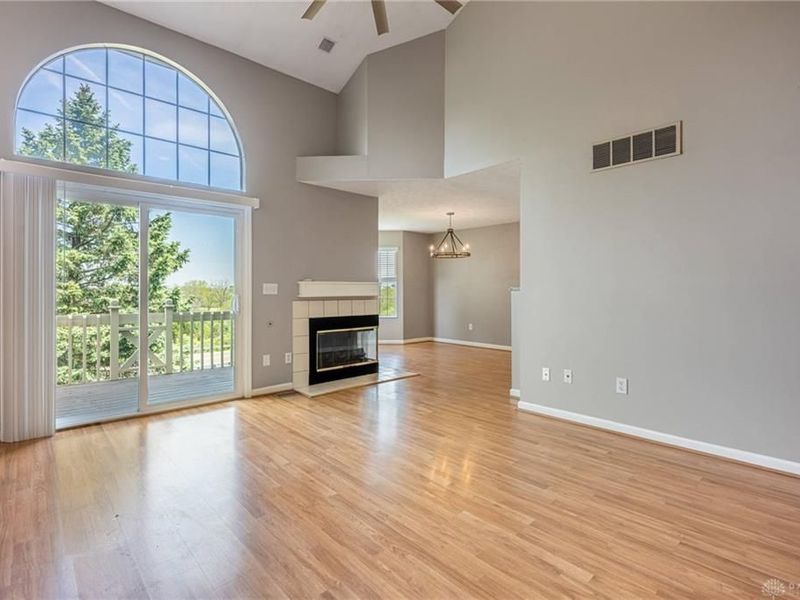 3913 E Summit Ridge Drive, Beavercreek, OH 45430 Photo 5