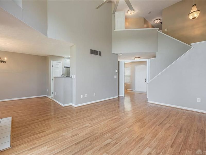 3913 E Summit Ridge Drive, Beavercreek, OH 45430 Photo 6