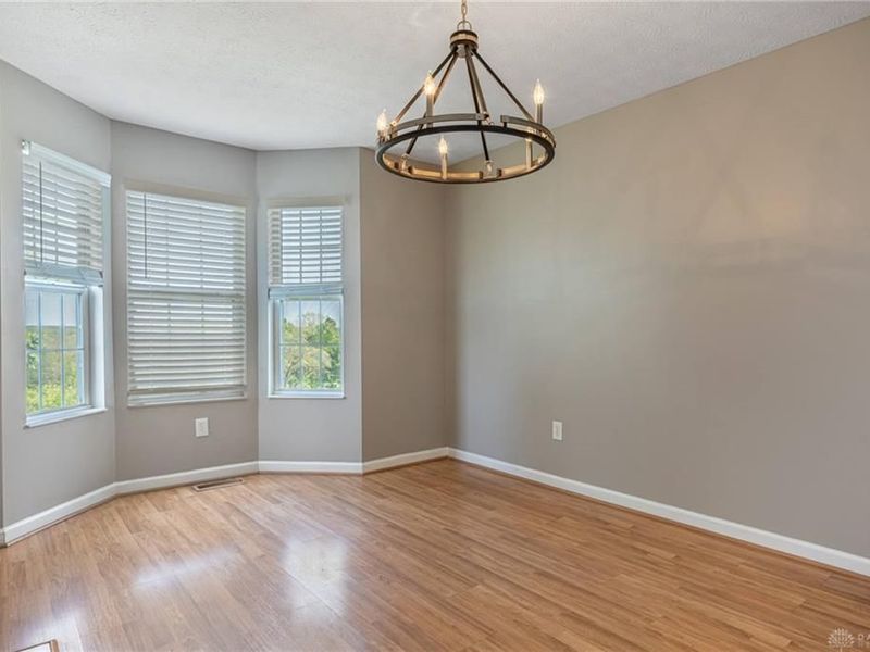 3913 E Summit Ridge Drive, Beavercreek, OH 45430 Photo 9