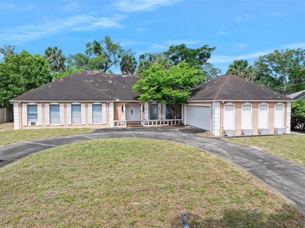 52 OAKMONT CIRCLE , ORMOND BEACH, FL 32174