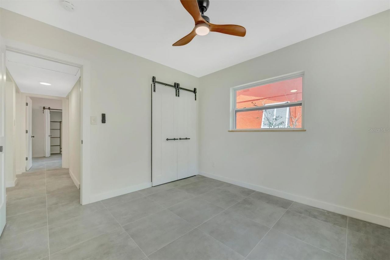647 74th Avenue N, Saint Petersburg, FL 33702 Photo