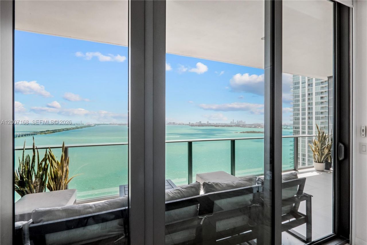 480 NE 31st St , Unit 2405, Miami, FL 33137 Photo