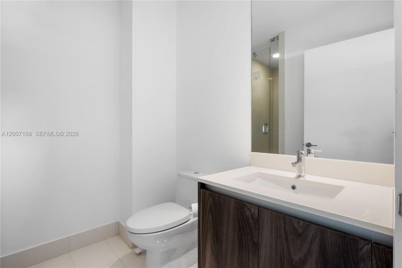 480 NE 31st St , Unit 2405, Miami, FL 33137 Photo