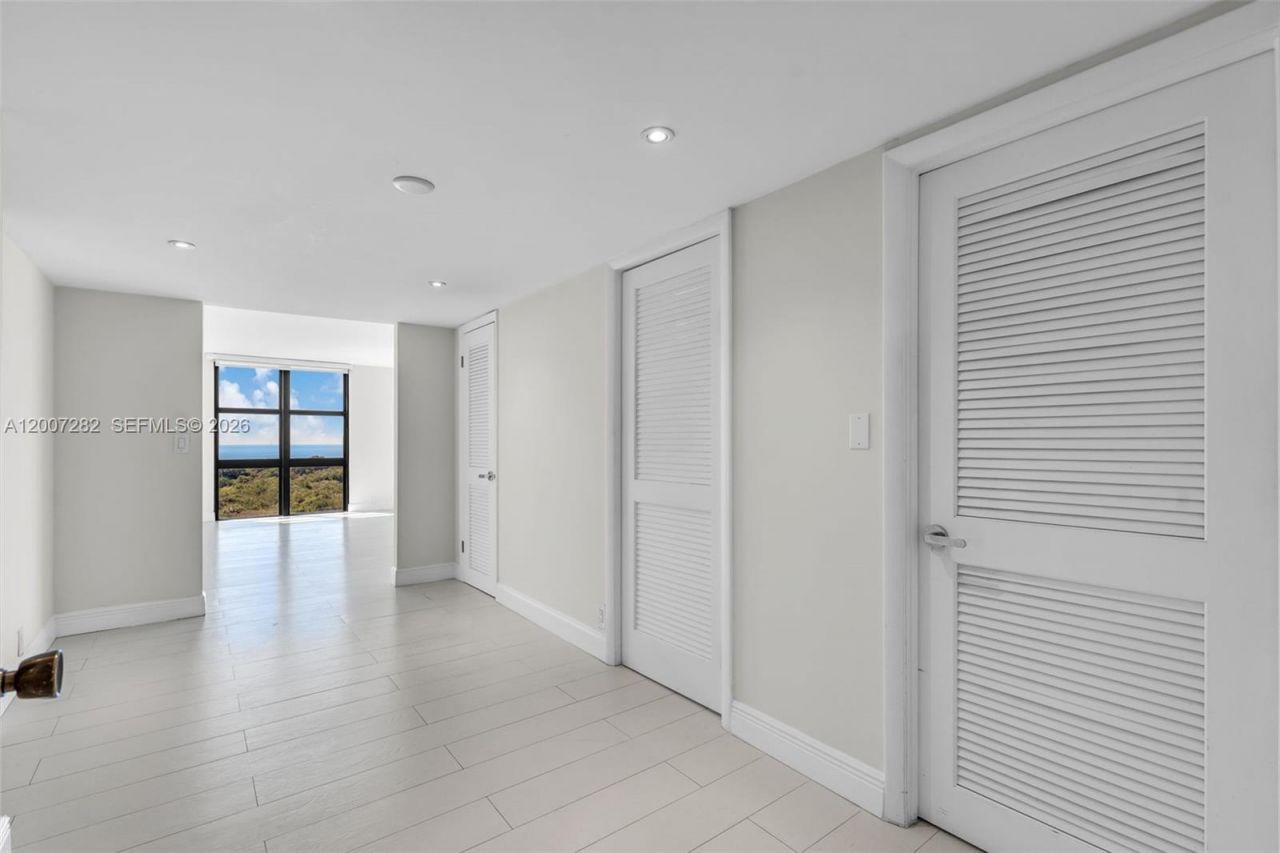 Please Call For Address, Unit D701, Key Biscayne, FL 33149 Photo