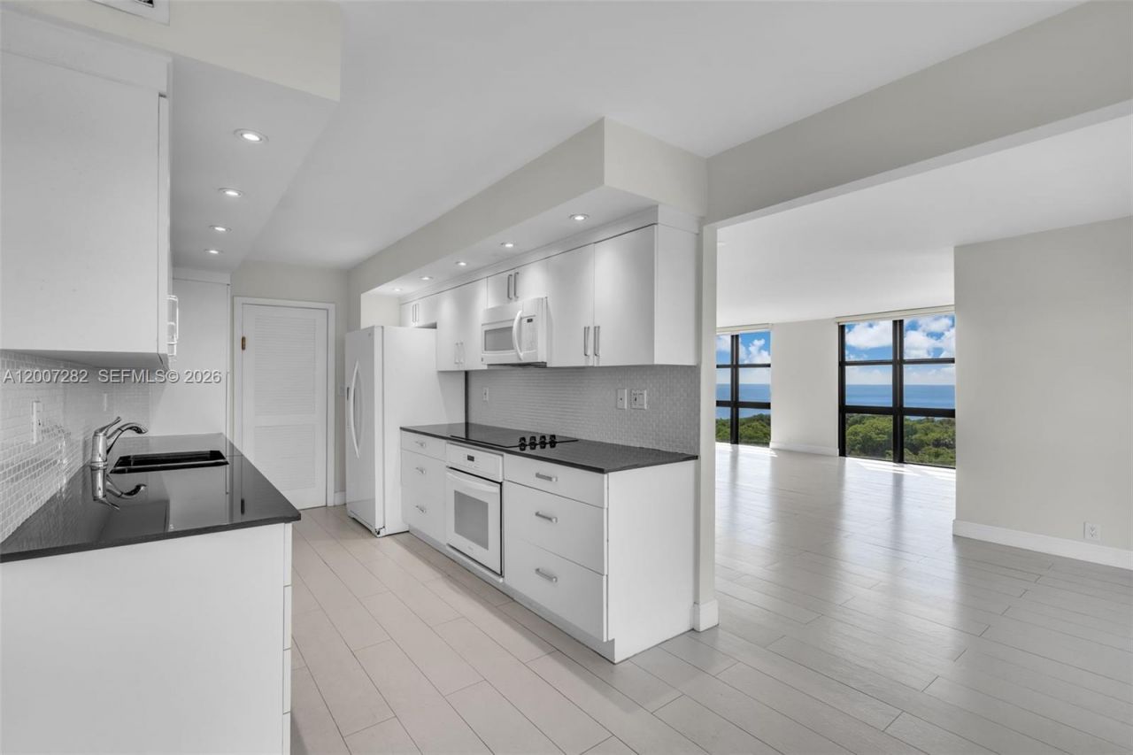 Please Call For Address, Unit D701, Key Biscayne, FL 33149 Photo