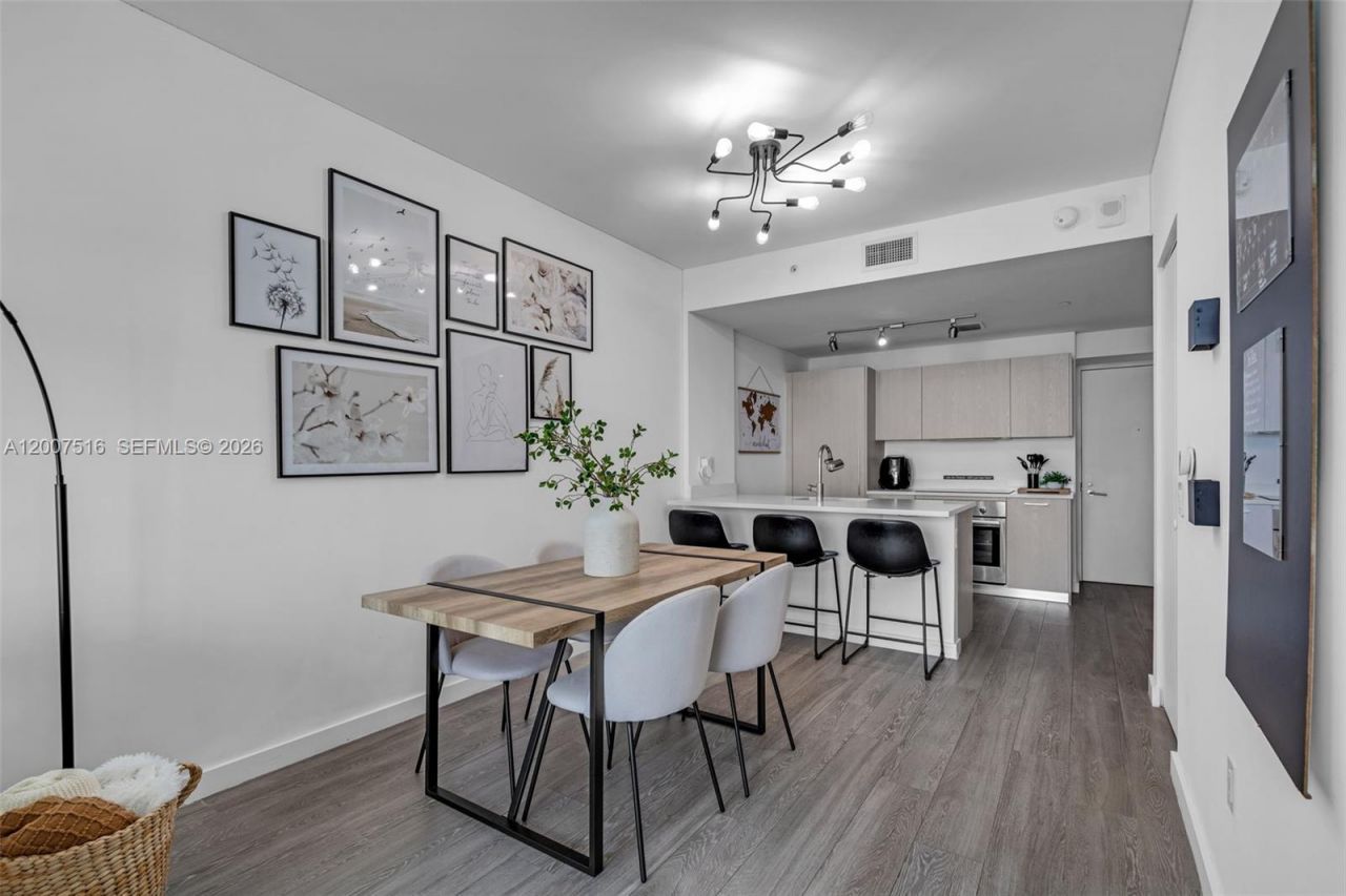 501 NE 31st St , Unit 3704, Miami, FL 33137 Photo